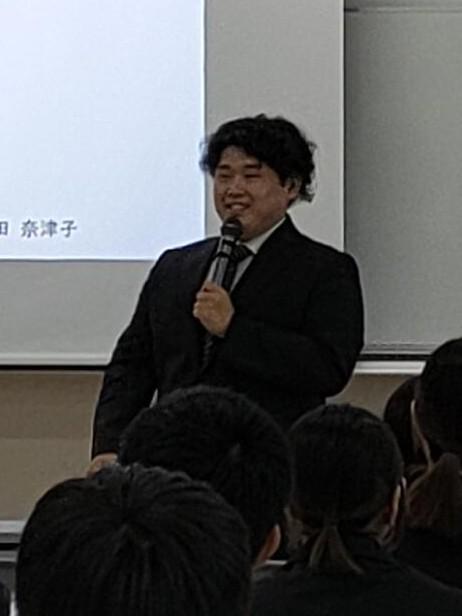 横山颯人さん（情報）.jpg