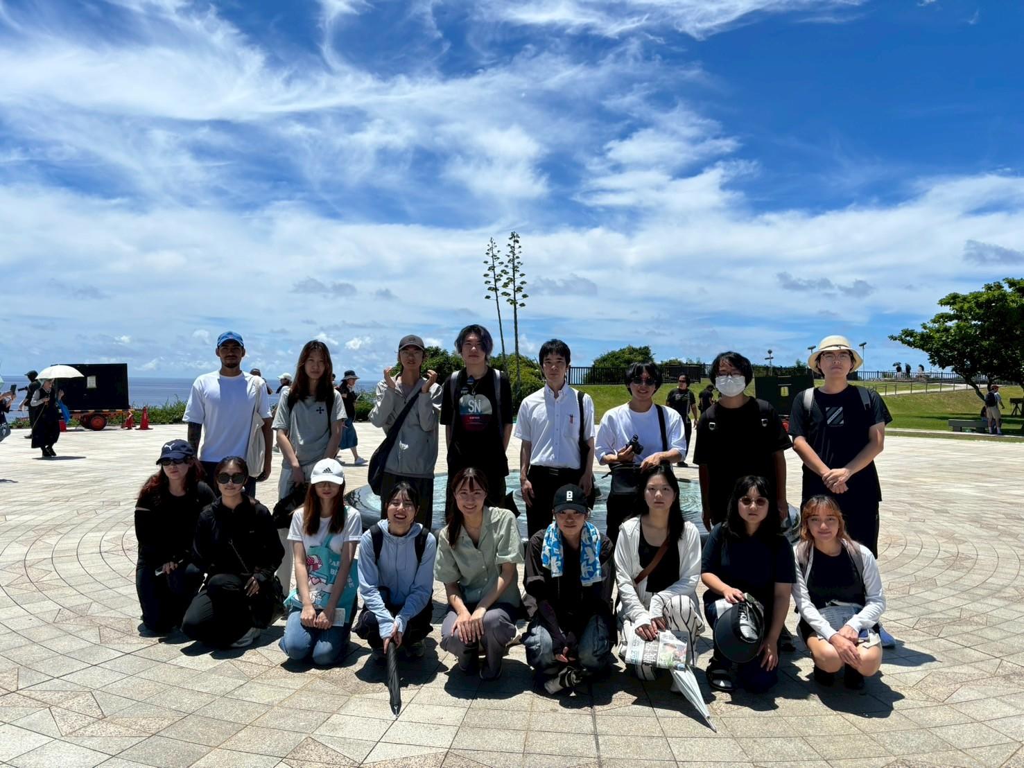 平和祈念公園 集合写真.jpg
